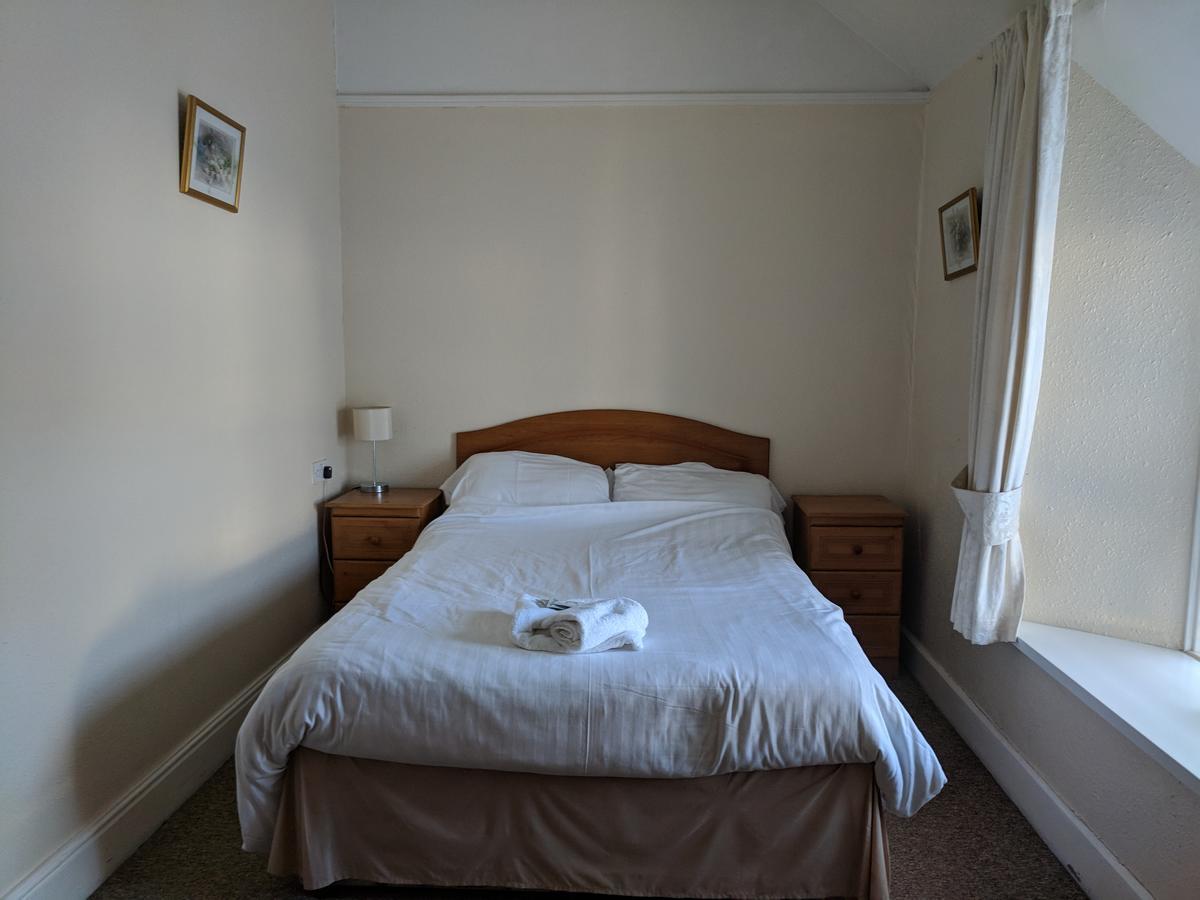 The Castle Hotel Lampeter Luaran gambar