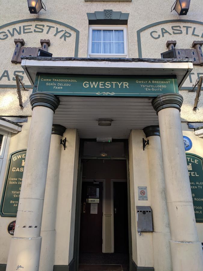 The Castle Hotel Lampeter Luaran gambar