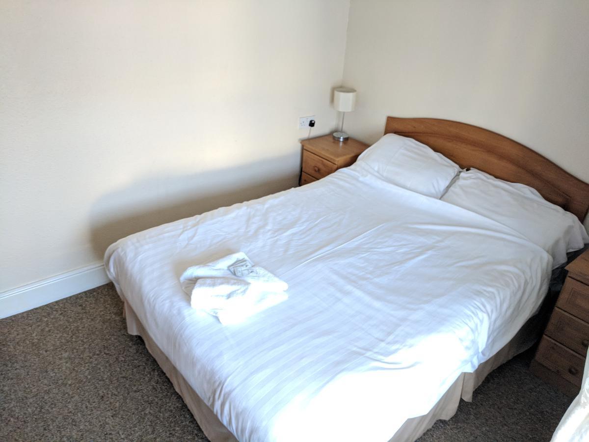 The Castle Hotel Lampeter Luaran gambar