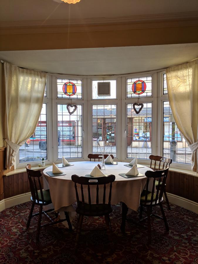 The Castle Hotel Lampeter Luaran gambar