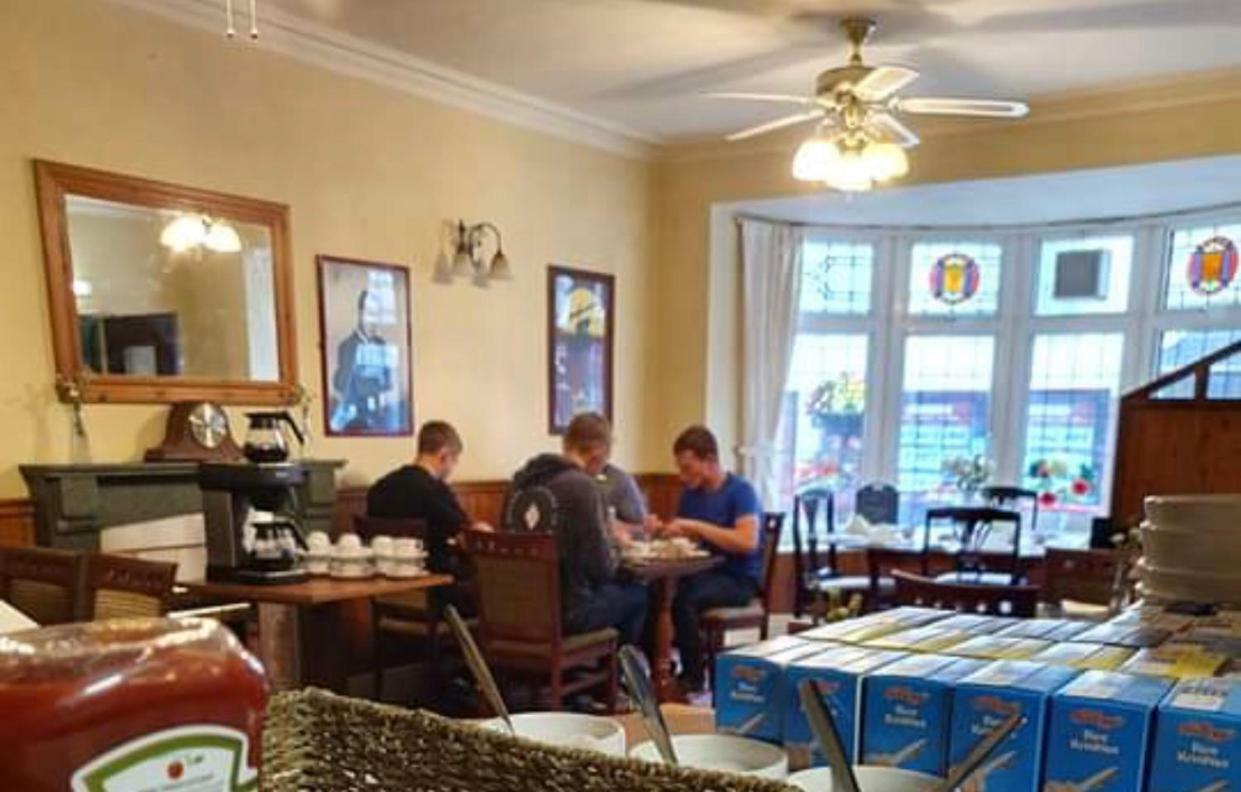 The Castle Hotel Lampeter Luaran gambar