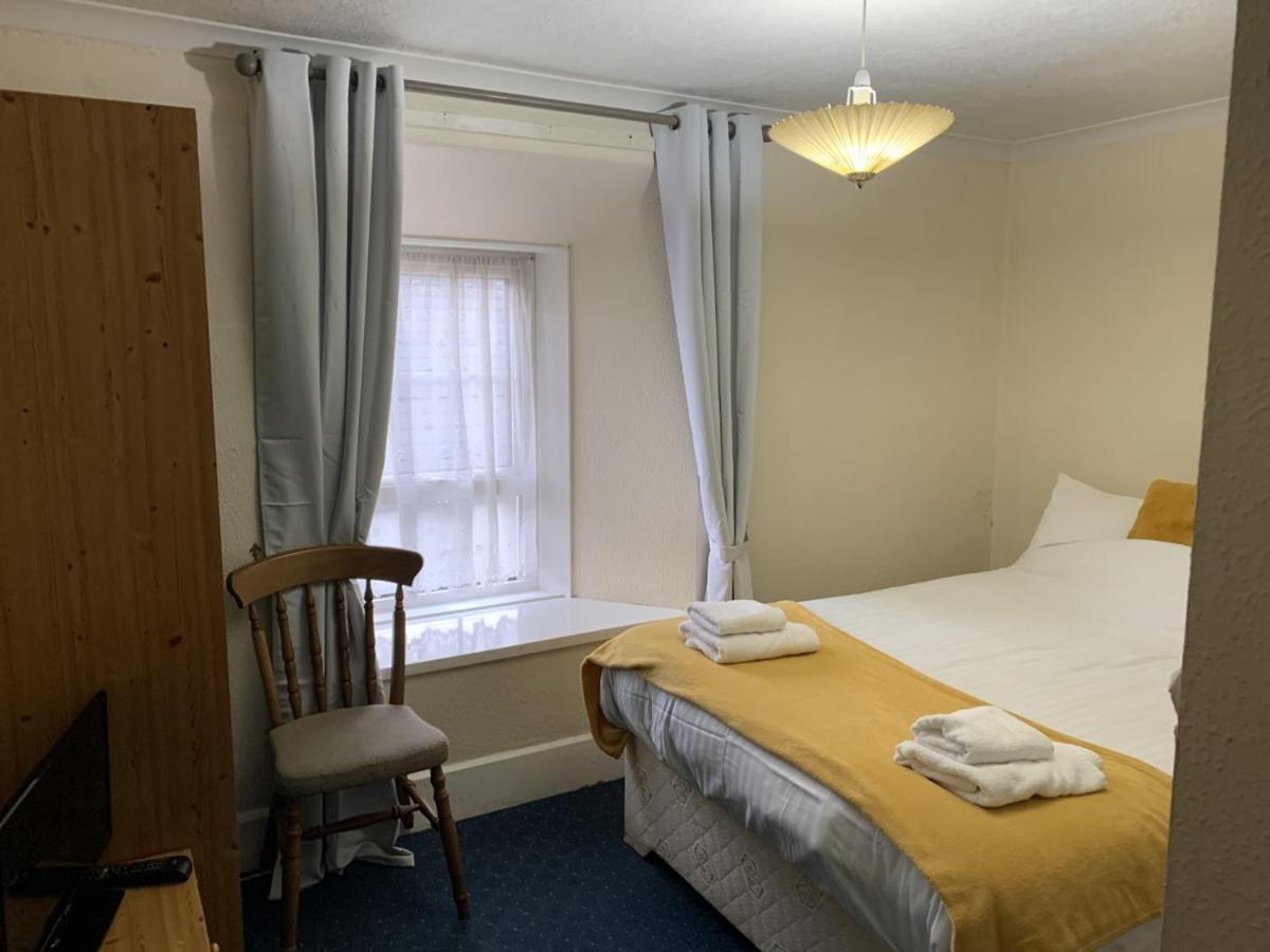 The Castle Hotel Lampeter Luaran gambar
