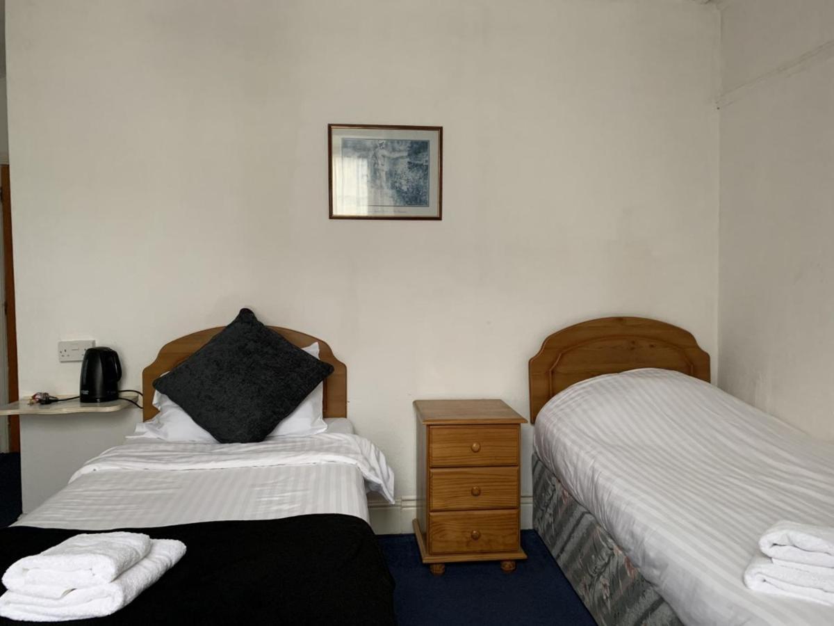 The Castle Hotel Lampeter Luaran gambar
