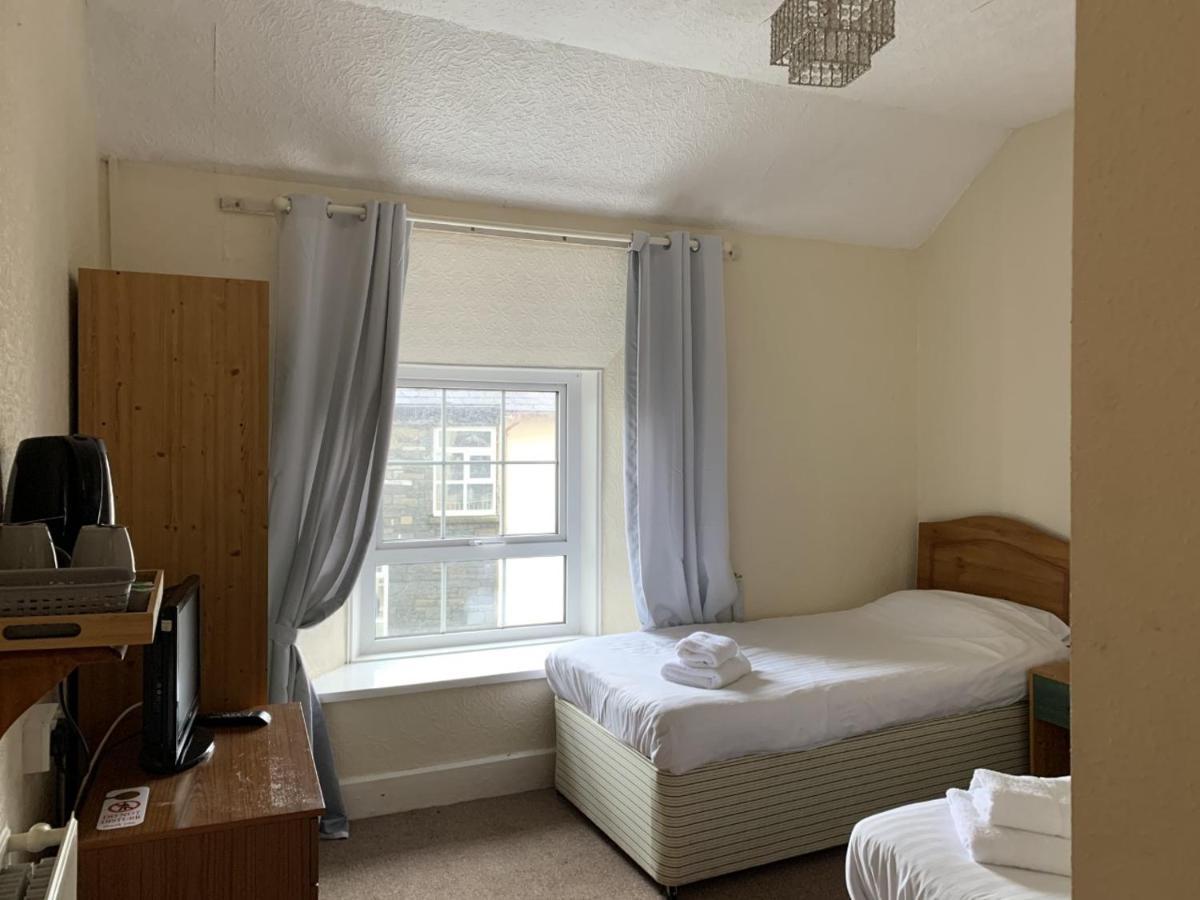 The Castle Hotel Lampeter Luaran gambar