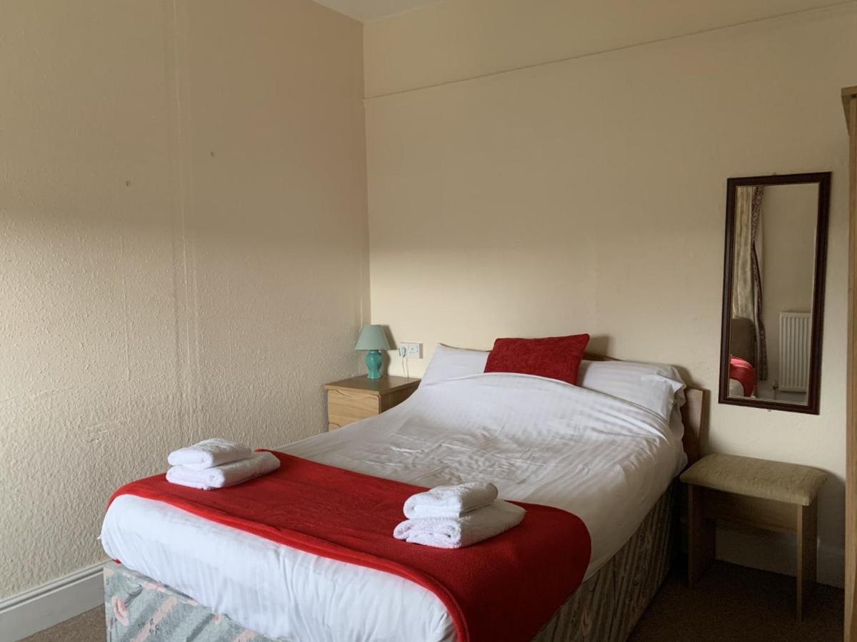 The Castle Hotel Lampeter Luaran gambar